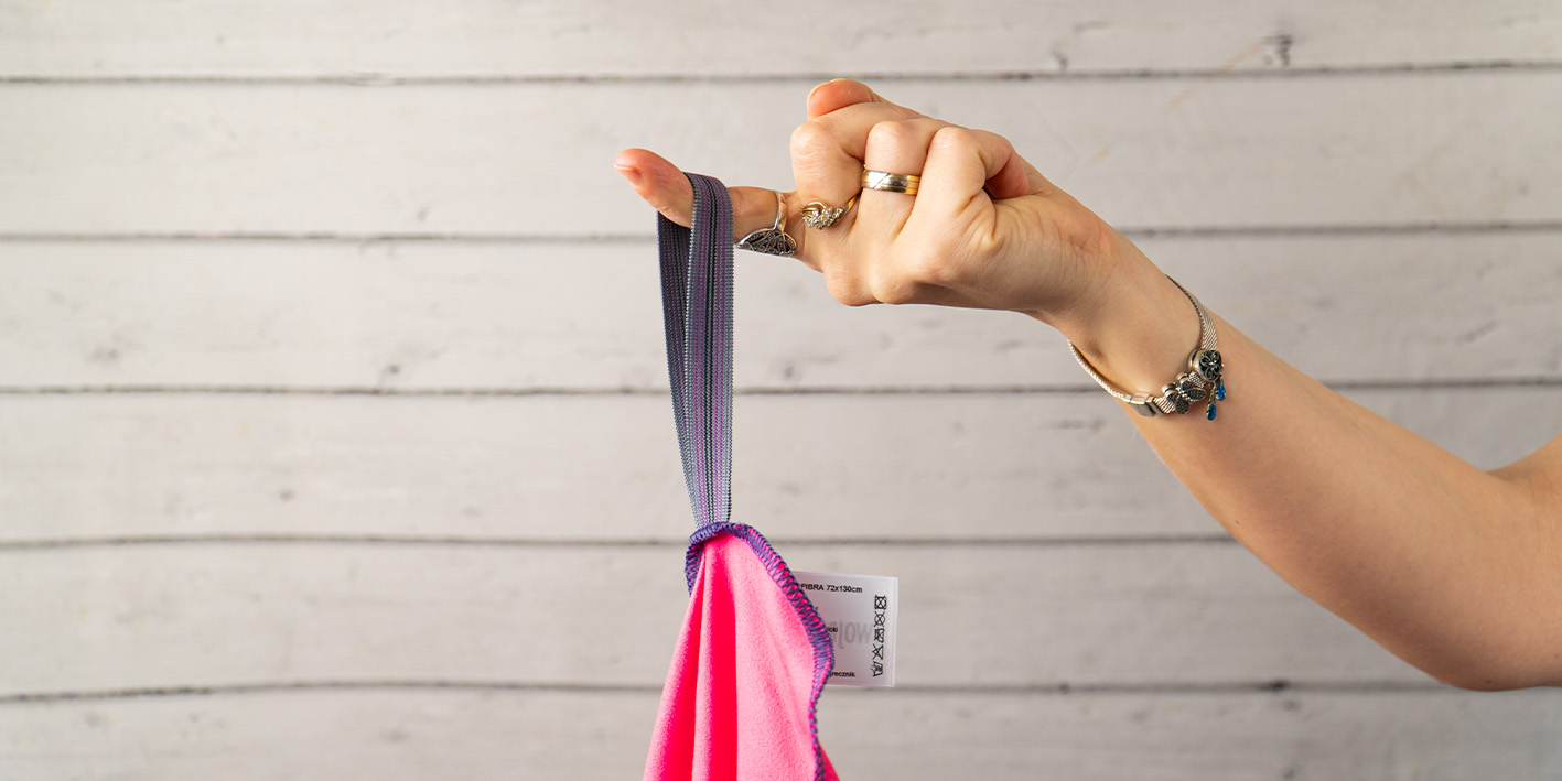 Ręcznik 72x130 róż szary z gumką